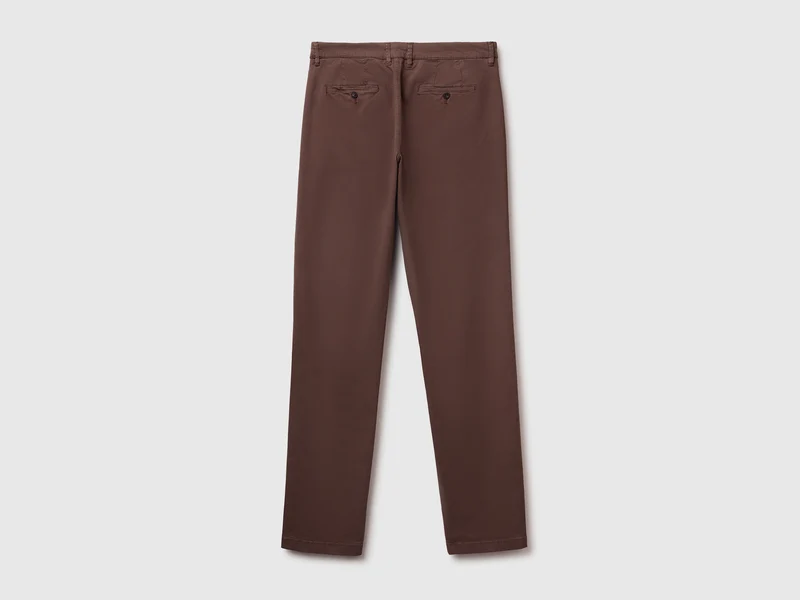 Schmal geschnittene Baumwollchinos