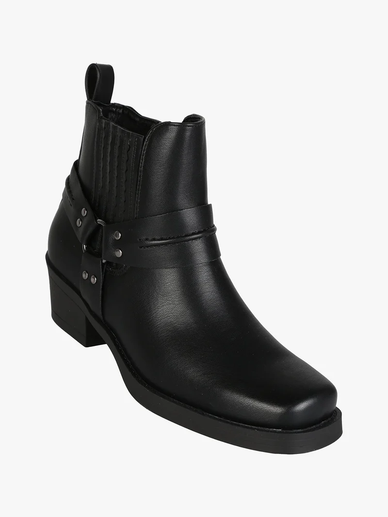 Stivaletti donna con punta quadrata - nero