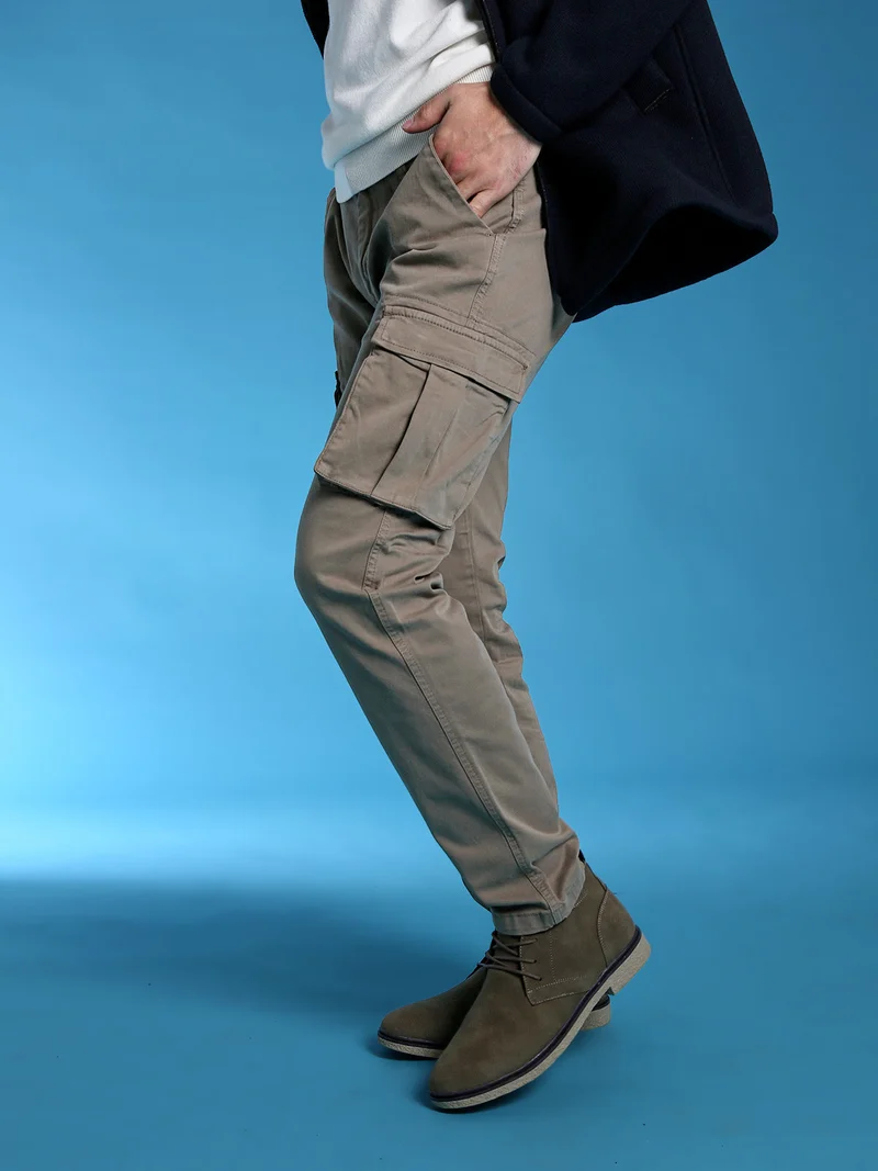 Pantaloni uomo in cotone con tasconi - taupe