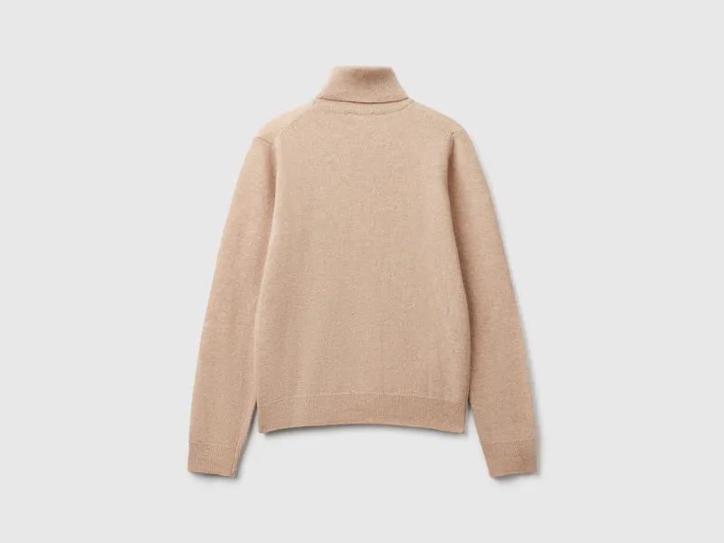Beiger Rollkragenpullover aus reiner Merinowolle