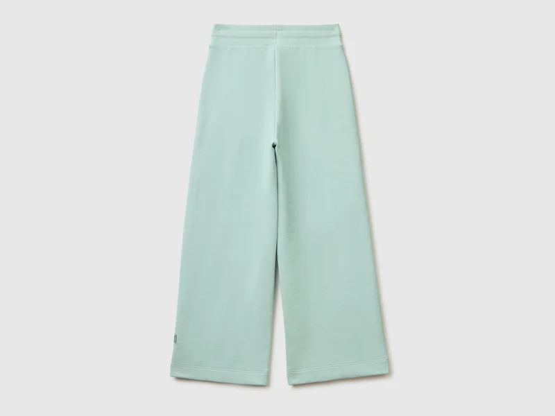 Weite Jogginghose