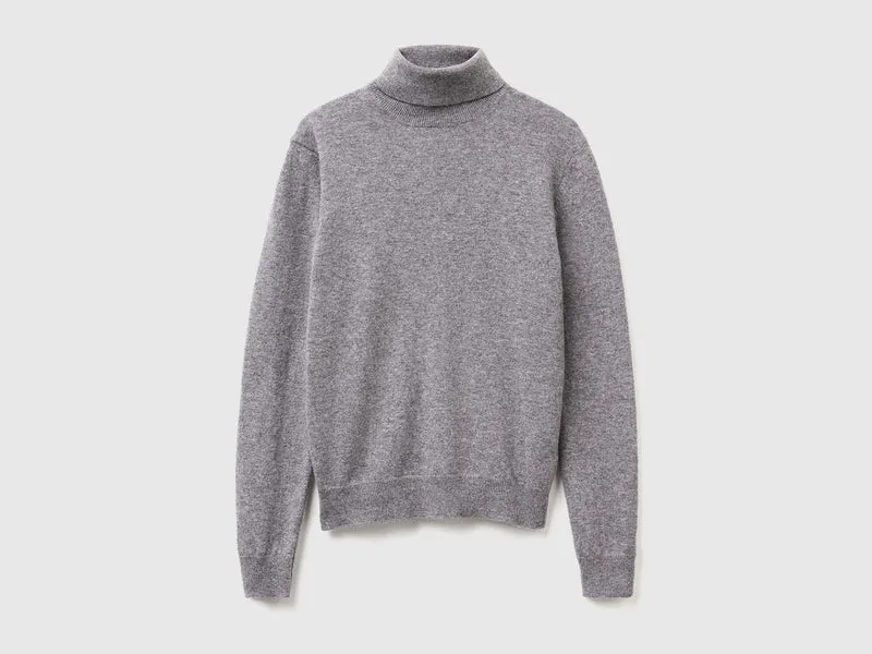 Mausgrauer Rollkragenpullover aus reiner Merinowolle