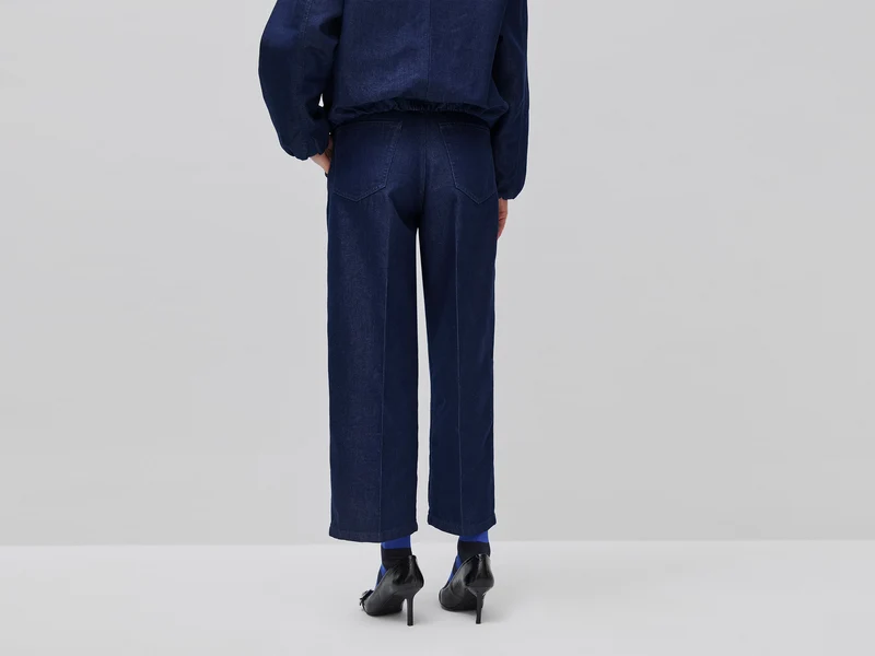 Weit geschnittene Jeans mit Lurex