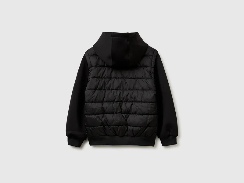 Jacke mit abnehmbaren Ärmeln
