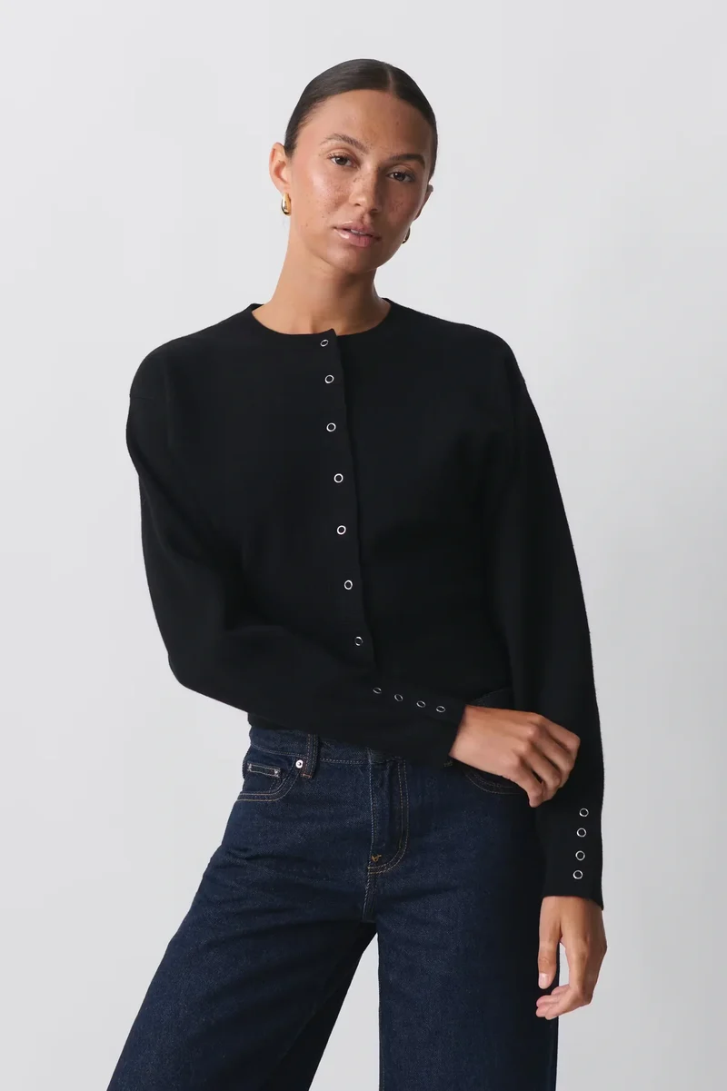 Damen Bluse | Gerader Schnitt | Elegante Knopfleiste | Vielseitige Länge & Manschettendetails
