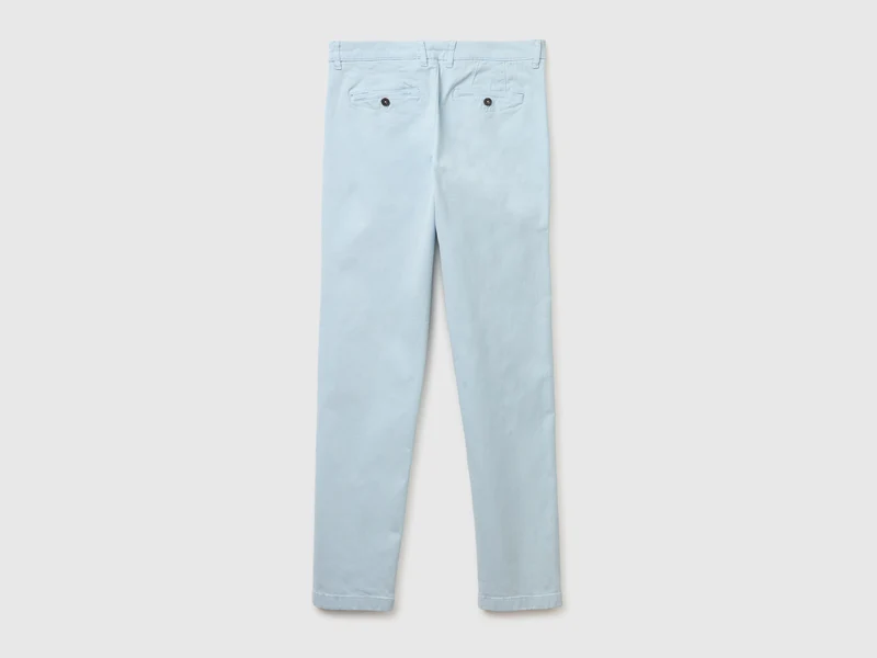 Schmal geschnittene Baumwollchinos