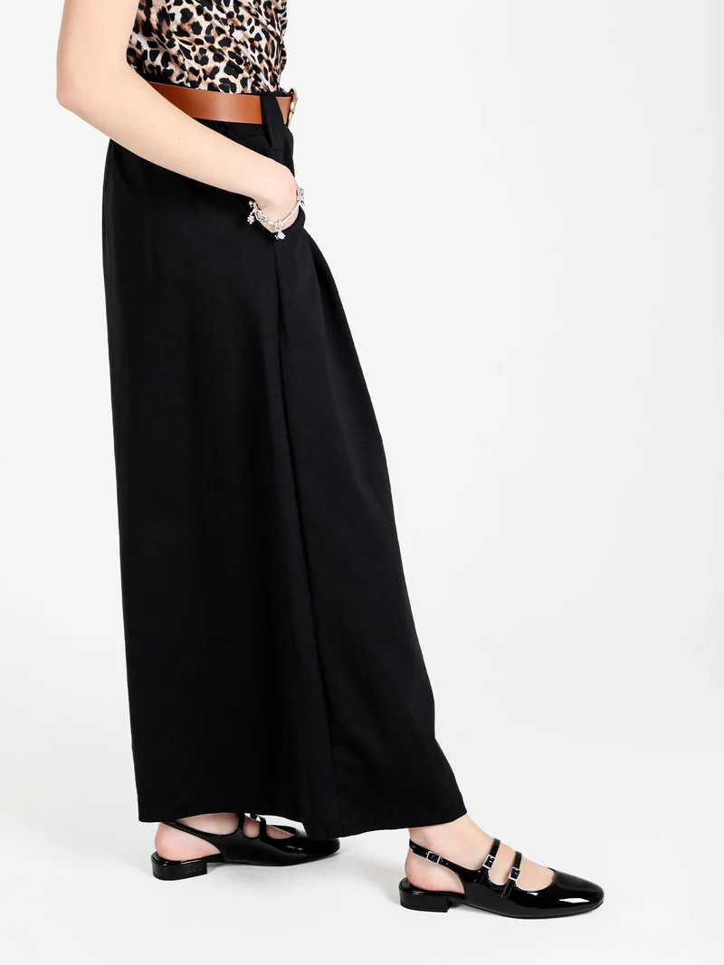 Pantaloni a palazzo da donna con cintura - nero