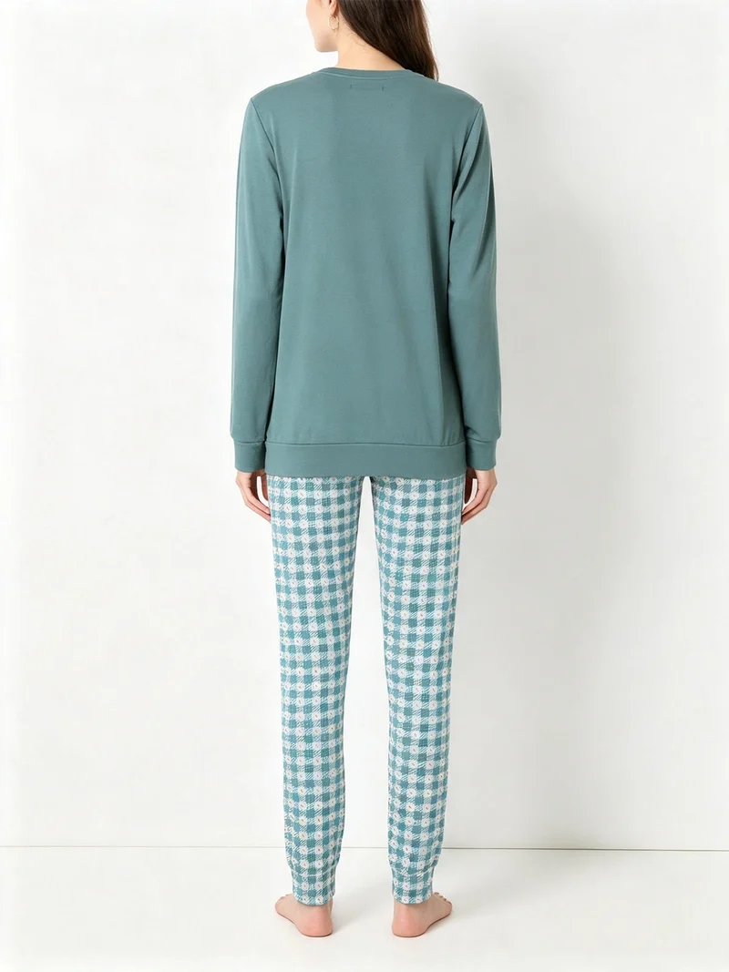 Pigiama lungo da donna in cotone interlock con dettaglio in pizzo e pantaloni a quadretti - verde