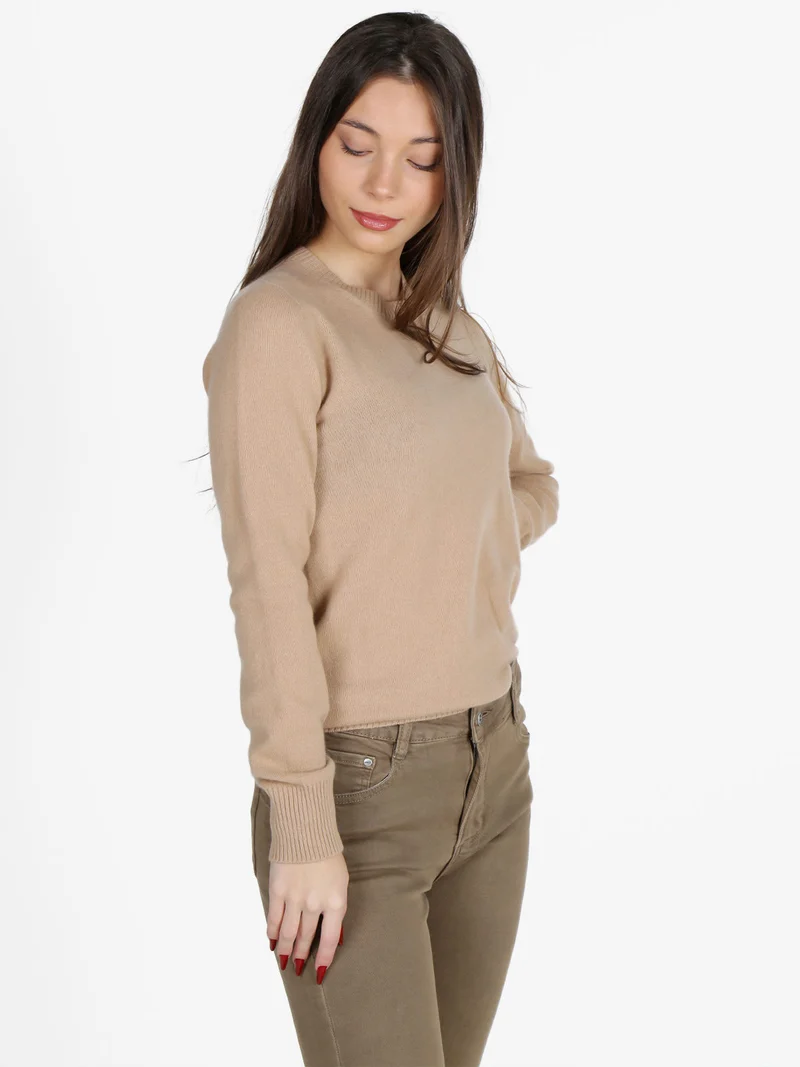 Maglione girocollo da donna in misto lana e cashemere - cammello