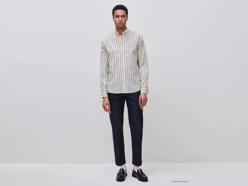 Schmal geschnittene Chino-Jeans