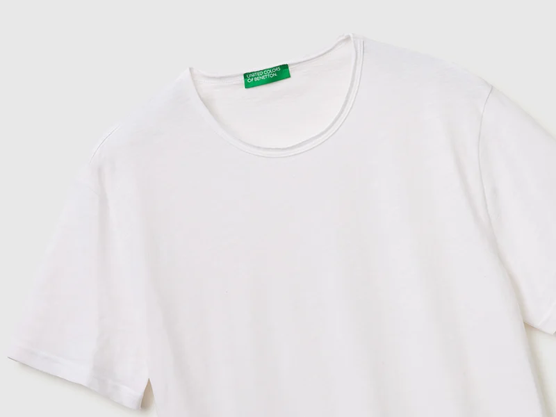 T-Shirt aus geflammter Baumwolle