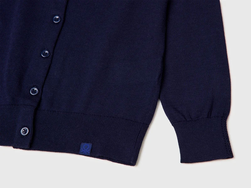 Strickjacke aus Baumwoll- und Modalmischung