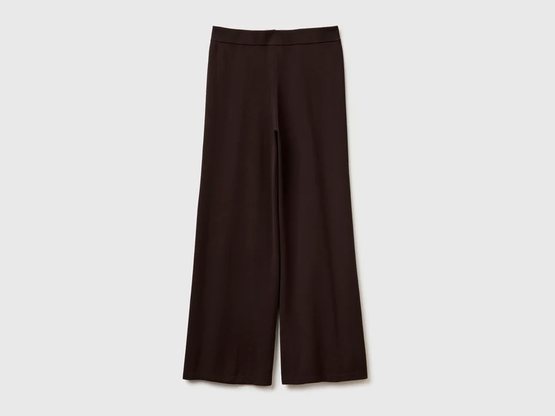Strickhose mit weitem Bein