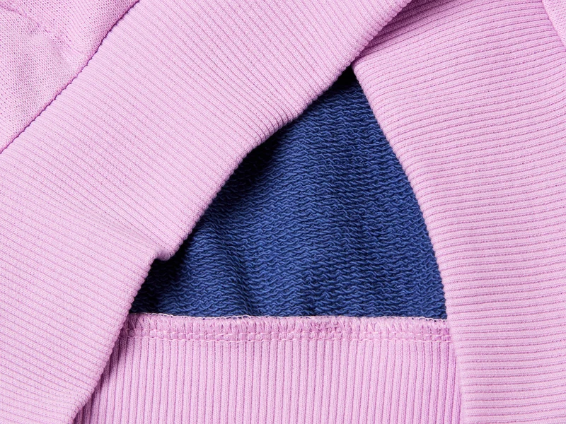 Sweatshirt mit Reißverschluss und Aufdruck