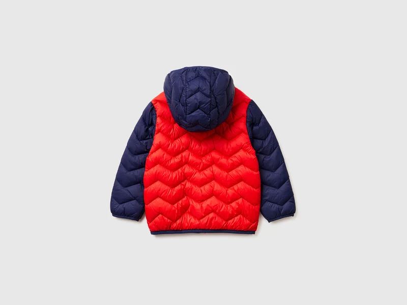 Wattierte Jacke mit Kapuze