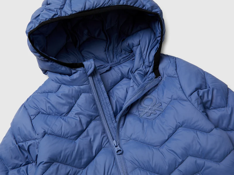 Wattierte Jacke mit Kapuze