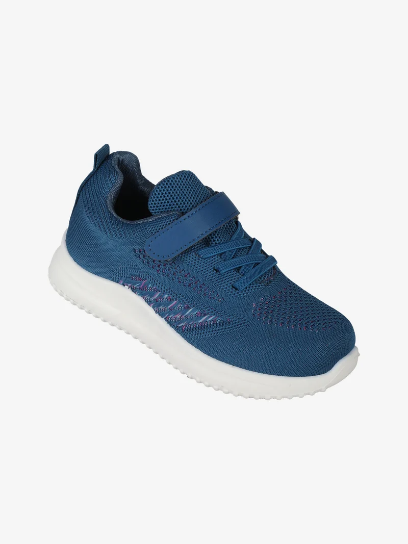 Sneakers da bambina con strappo - jeans