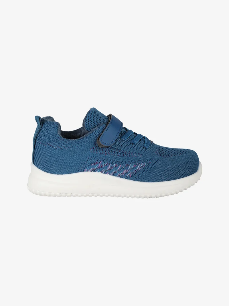 Sneakers da bambina con strappo - jeans