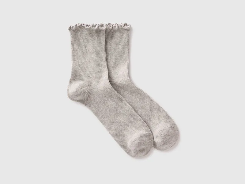 Gerippte Socken
