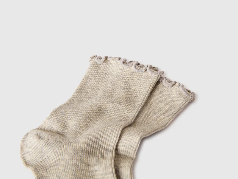 Gerippte Socken