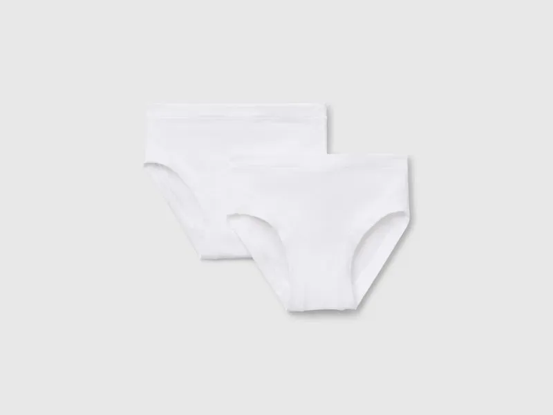 Zwei Slips aus superelastischer Bio-Baumwolle
