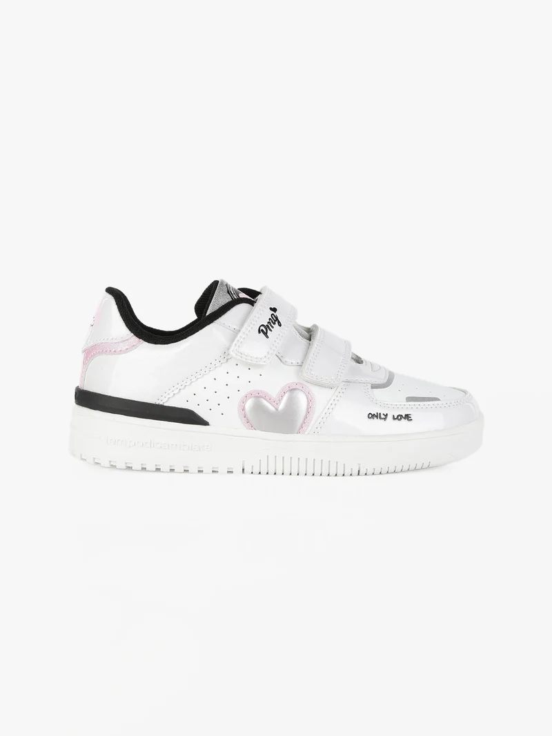 Sneakers da bambina con strappo - bianco