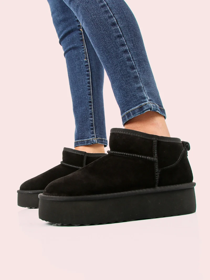 Stivaletti donna scamosciati con platform e fodera in ecopelliccia - nero
