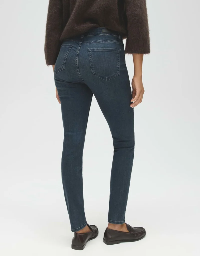 Elma blue black