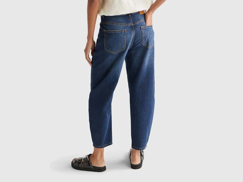 Jeans im Ballonschnitt
