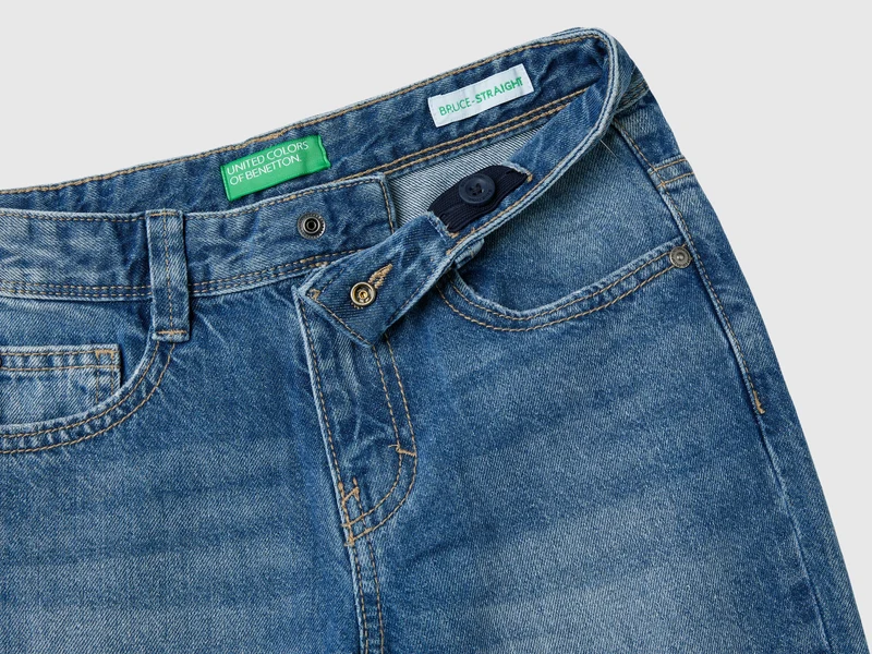 Jeans mit geradem Bein