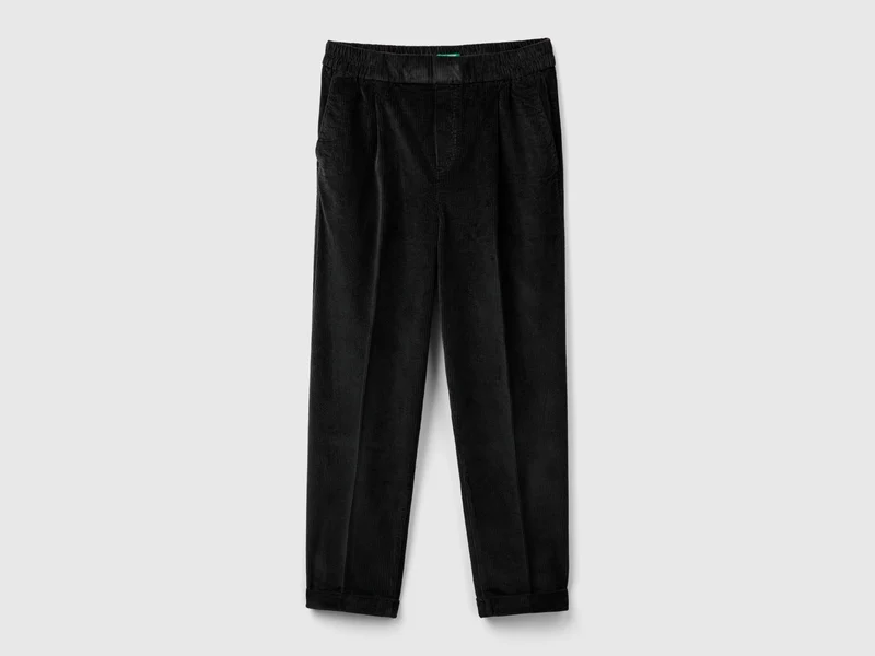 Samt-Chinohose mit elastischem Bund