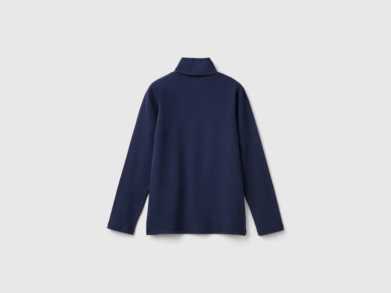 Stretch-T-Shirt mit hohem Halsausschnitt