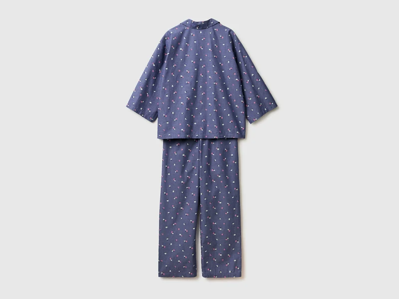Offener Pyjama mit Blumenmuster