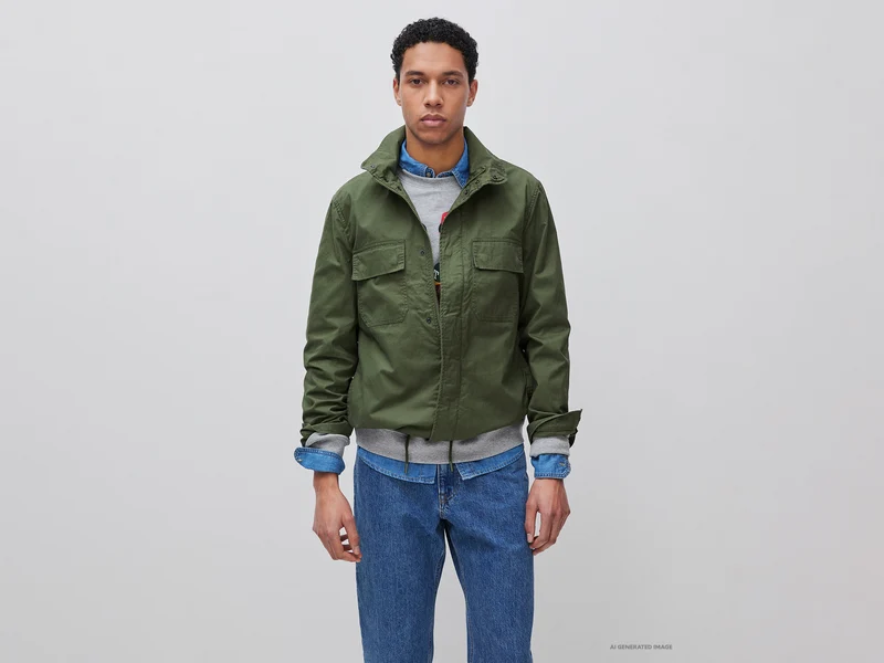Kurze Jacke mit Taschen
