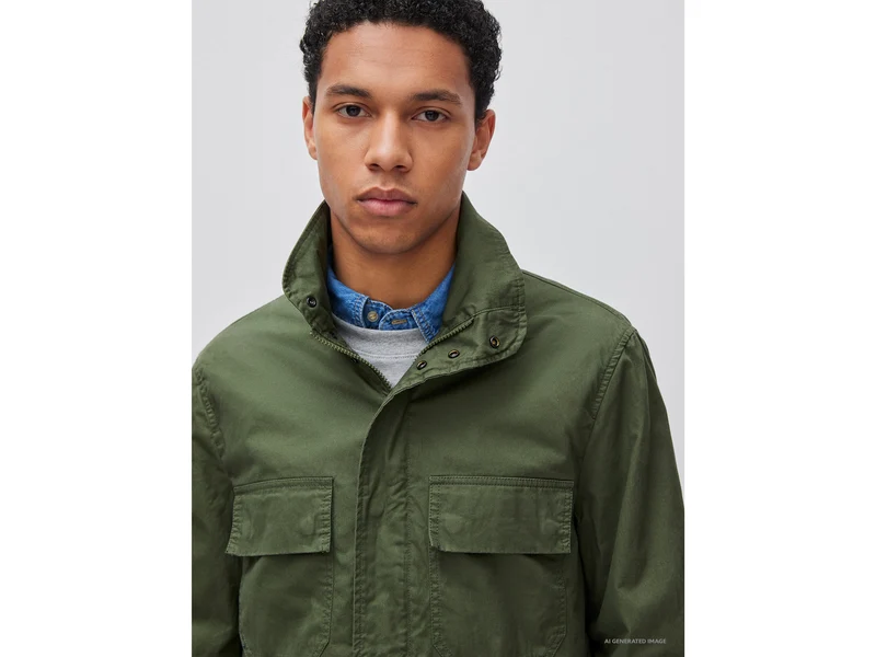 Kurze Jacke mit Taschen