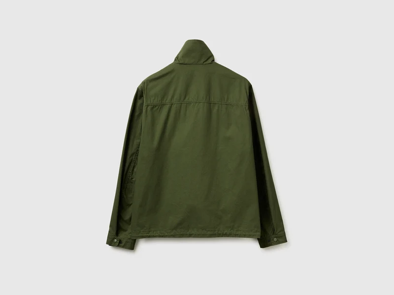 Kurze Jacke mit Taschen