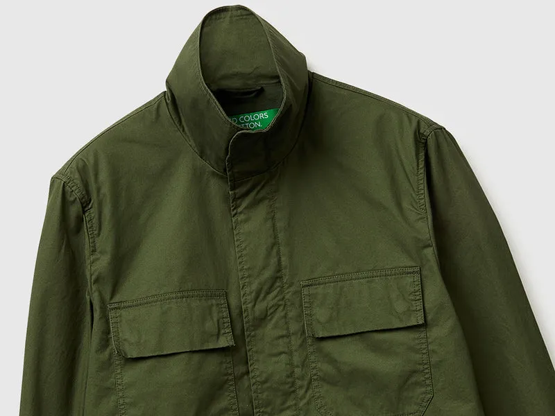 Kurze Jacke mit Taschen