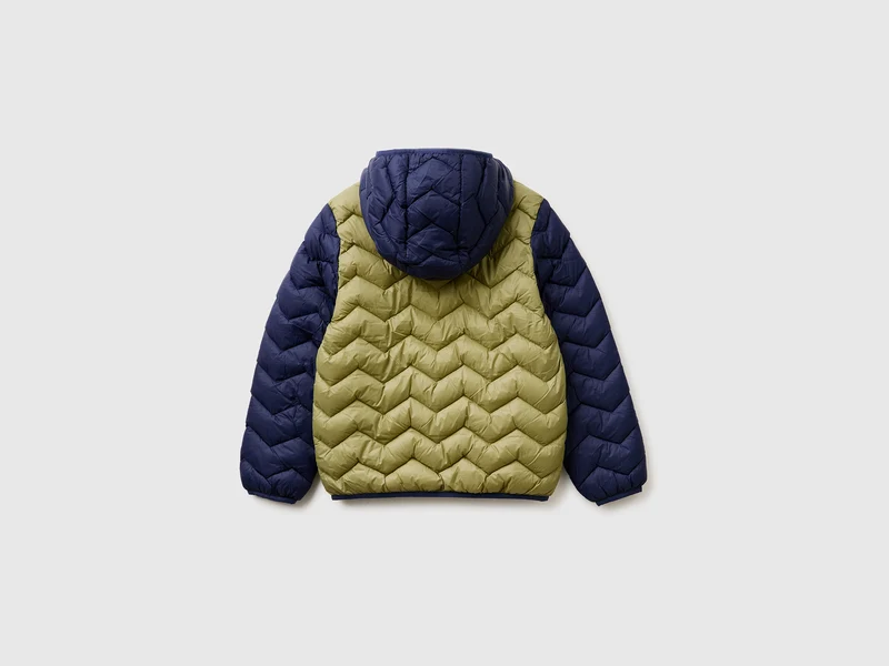 Wattierte Jacke mit Kapuze