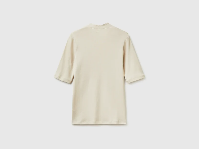 Schmal geschnittenes T-Shirt aus langfaseriger Baumwolle