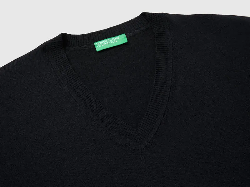 Pullover mit V-Ausschnitt aus Baumwolle und Wolle