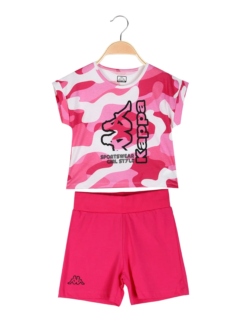 Completo corto da bambina in cotone con t-shirt mimetica e shorts - fucsia