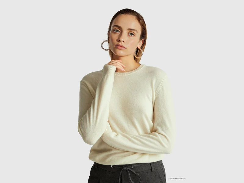Cremefarbener Pullover mit Rundhalsausschnitt aus reiner Merinowolle