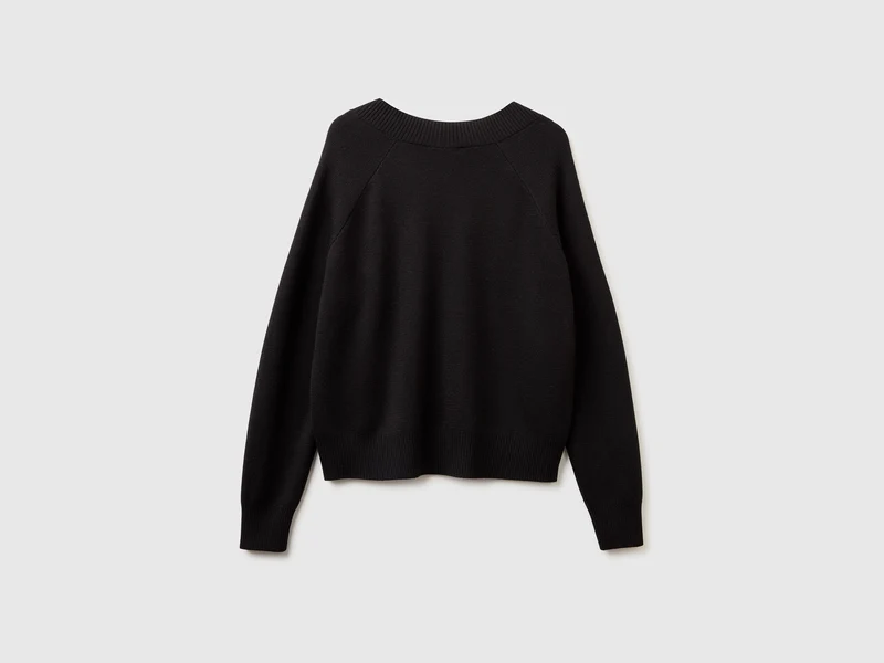Strickpullover mit V-Ausschnitt