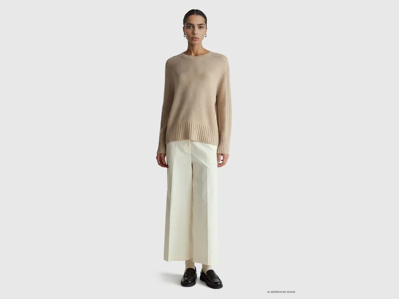 Weit geschnittener Pullover aus reinem Kaschmir