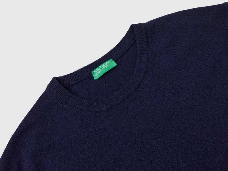Dunkelblauer Pullover aus reiner Merinowolle