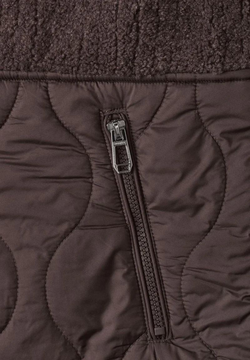 Teddy-Jacke mit Softshelldetails