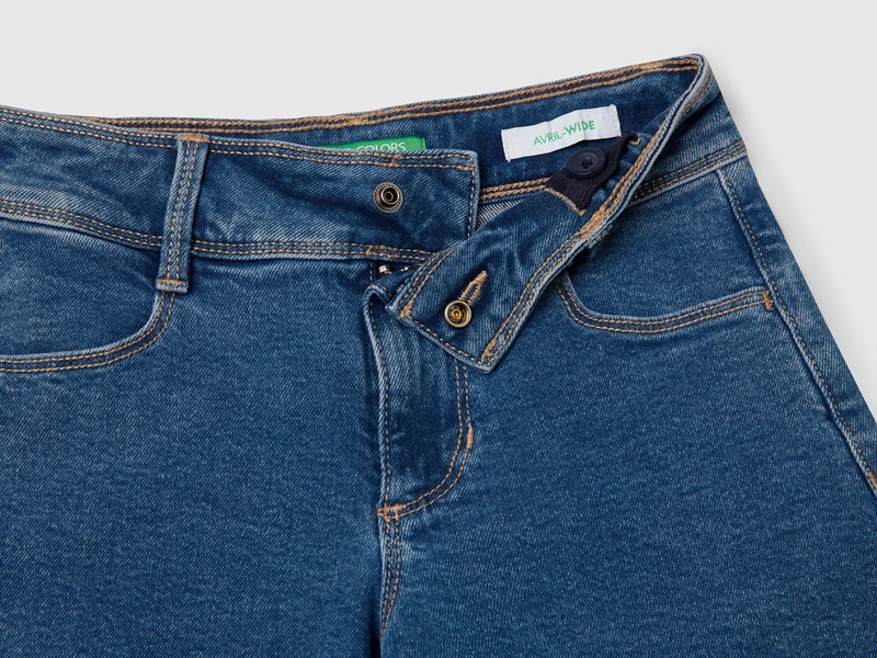 Jeans aus Baumwollmischung