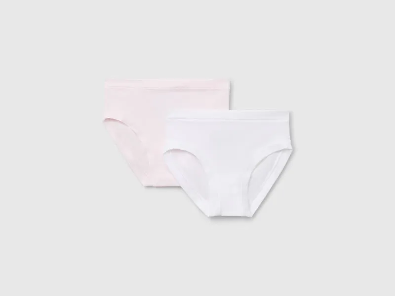 Zwei Slips aus superelastischer Bio-Baumwolle
