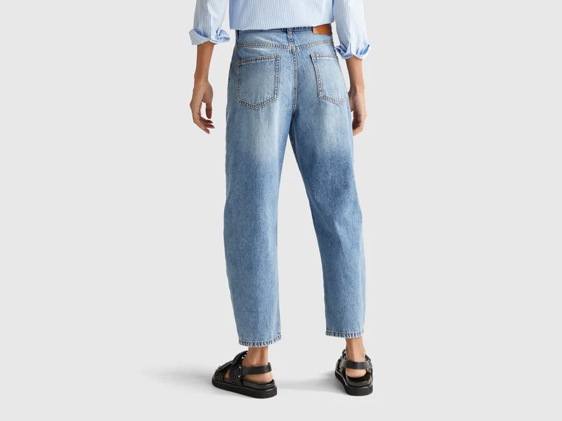Jeans im Ballonschnitt