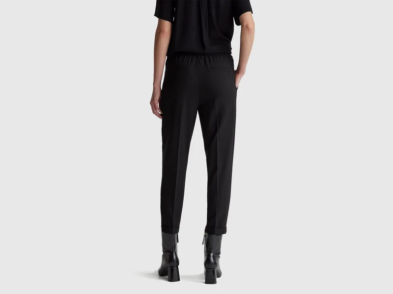 Hose mit Bündchen aus Stretch-Viskose-Mix